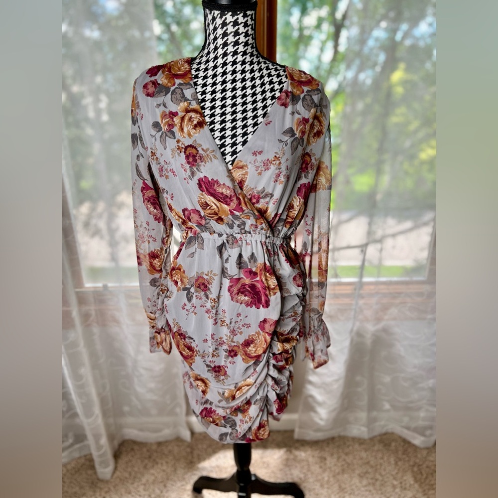 Maurices floral ruched dress 🤍